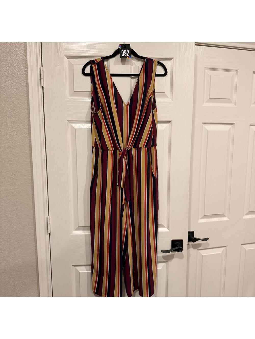 #92 AUW Stripped jumper‎ 21" PTP size Large